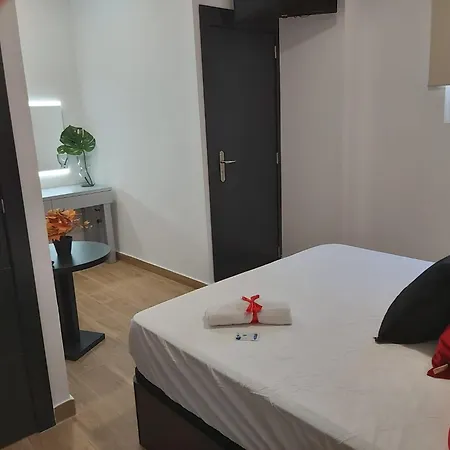 Apartamentos Rous - Solo Adultos Valence Chambre photo
