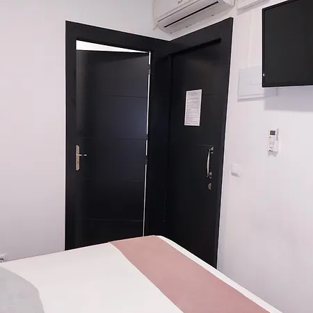 Apartamentos Rous - Solo Adultos Valence Chambre photo