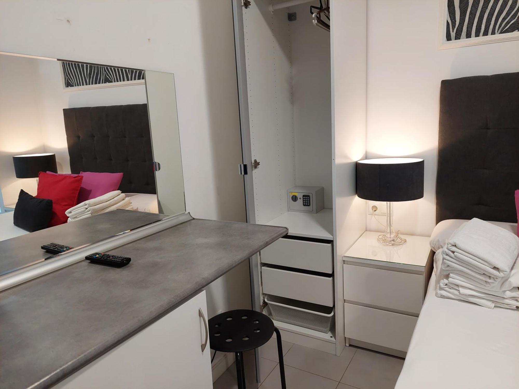 Rous - Solo Adultos Hotel Valence